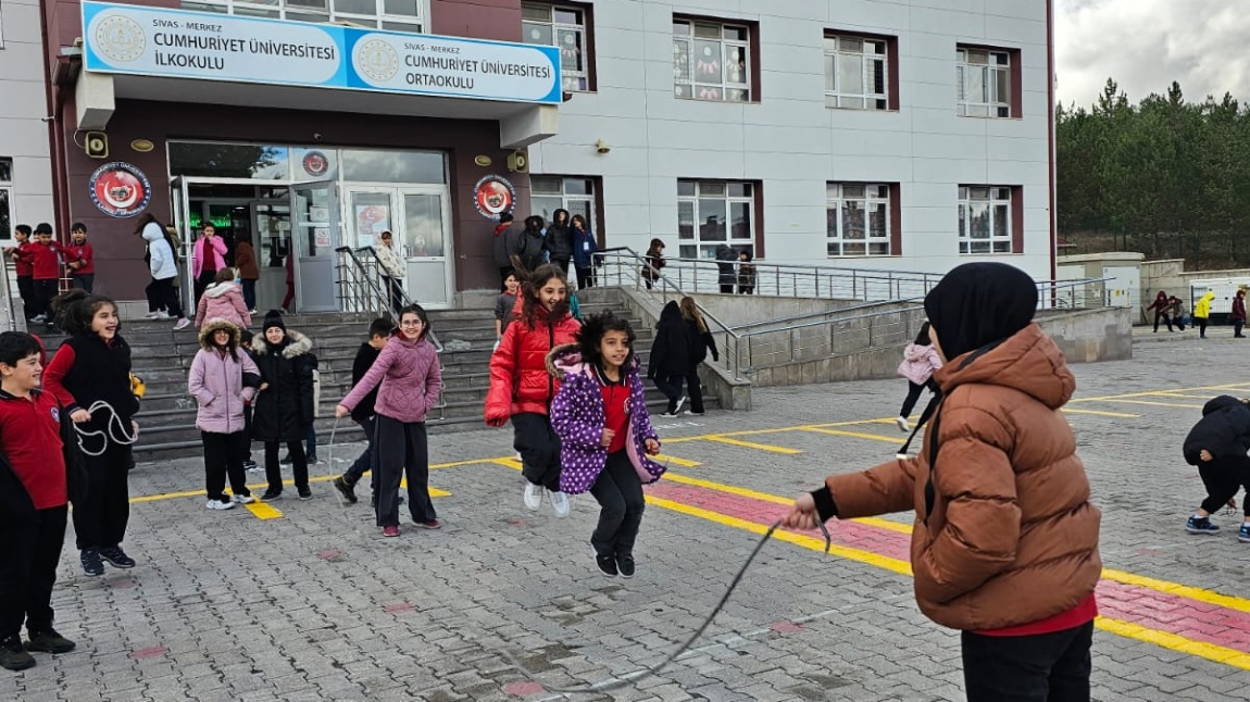 OKULUMDA SAĞLIKLI BESLENİYORUM PROJESİ